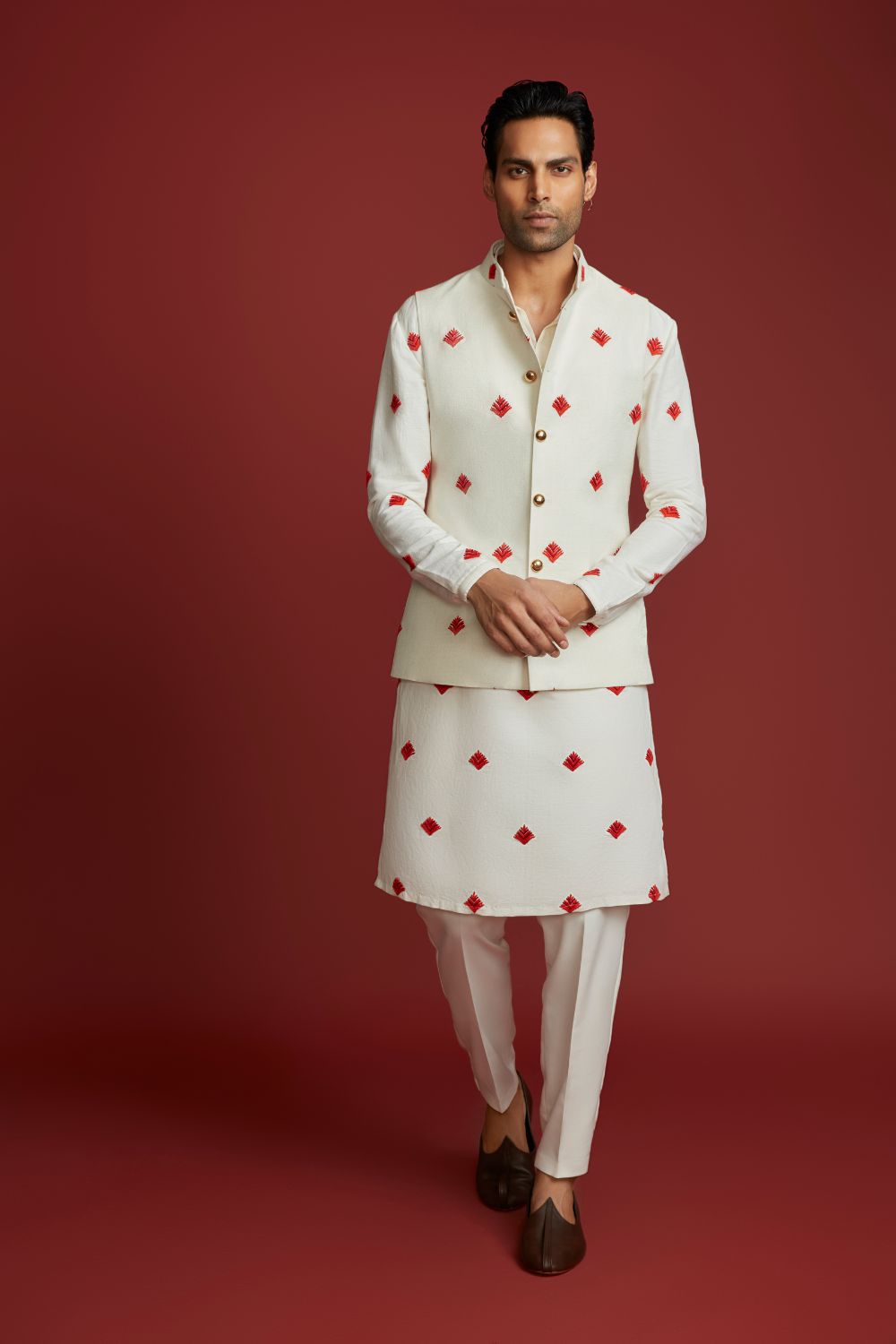 Ivory Fern Motif Sleeveless Jacket Kurta Set